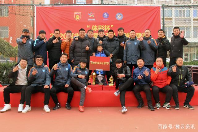 面相不正常”的育儿理念引争议，无知妈妈求助遭抨击